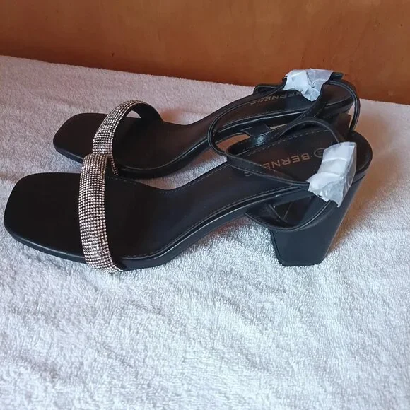 Berness Black Rhinestone Strap Chunky Heel Sandals Women’s Size 11 New in Box - Picture 5 of 6